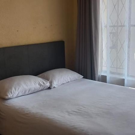 Entire 4 Bedroom House In Midrand, Johannesburg Randjesfontein Buitenkant foto